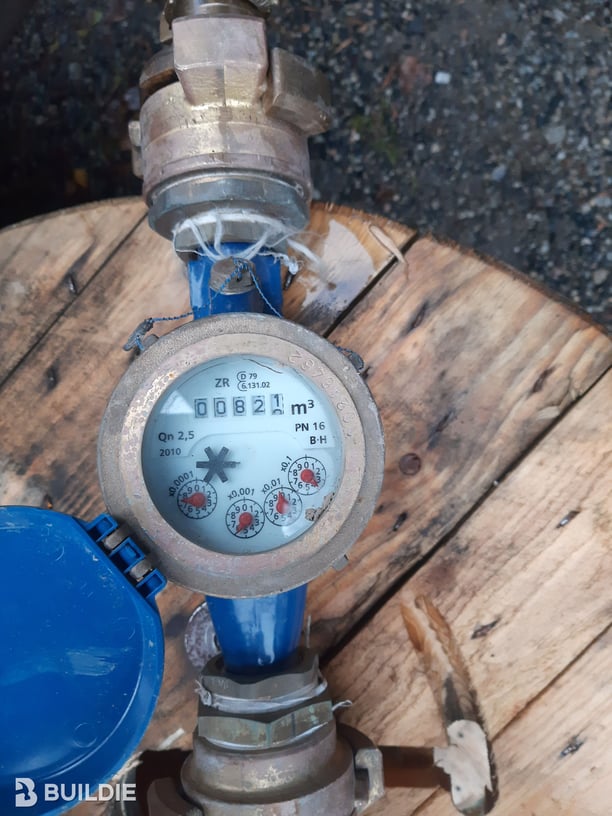 _2022_Liipolan_Ostoskadun_alueen_vesihuollon-_ja_katujen_saneeraus_2022_Vesihuollon_rakentaminen-Lähtötilanne_runkolinja-Painekoe_VJ_225_PL_450-570_-03-marraskuu-2022 (3)